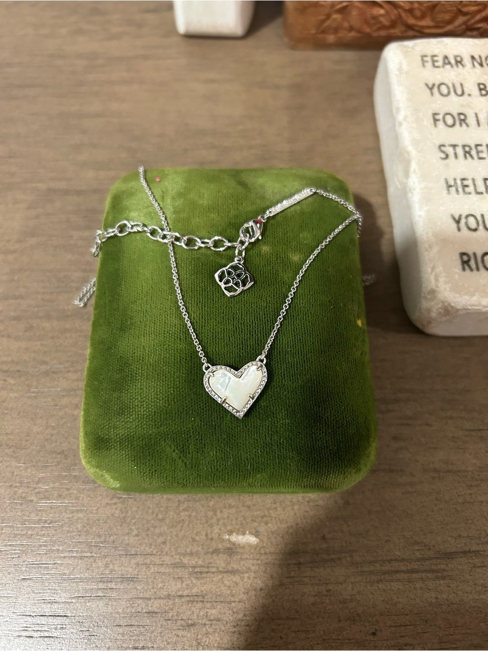 Kendra Scott Silver Heart Necklace with White Mother-of-Pearl